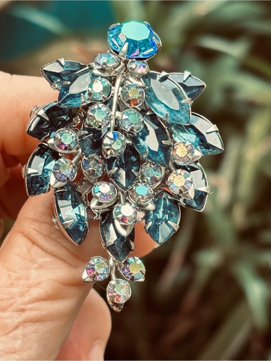 Vintage Jewelry - Blue Rhinestone & AB Leaf Cluster Brooch